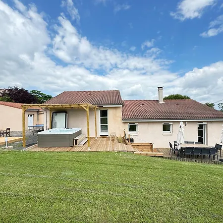 Maison 8 Couchages Avec Jacuzzi A 4km De Clermont, Proche Zenith D'auvergne *
